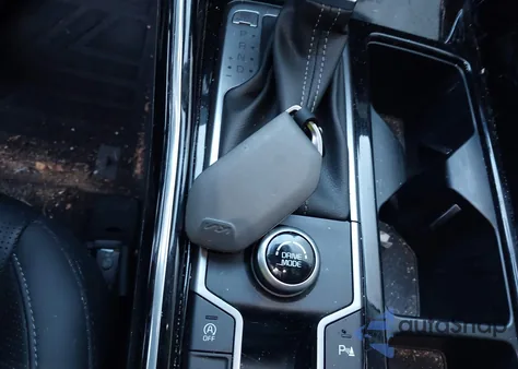 2024 Kia Sorento Sx z USA, uszkodzony, nr VIN 5XYRK4JFXRG253524